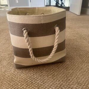 Land of nod / crate&kids storage cube 11x11x11 gray white stripped